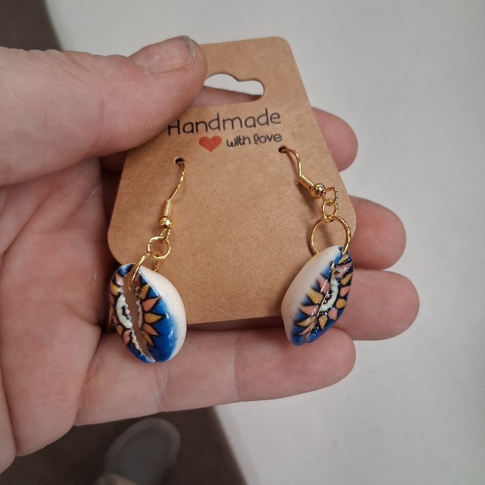Gorgeous handmade painted shell earrings